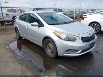  Salvage Kia Forte