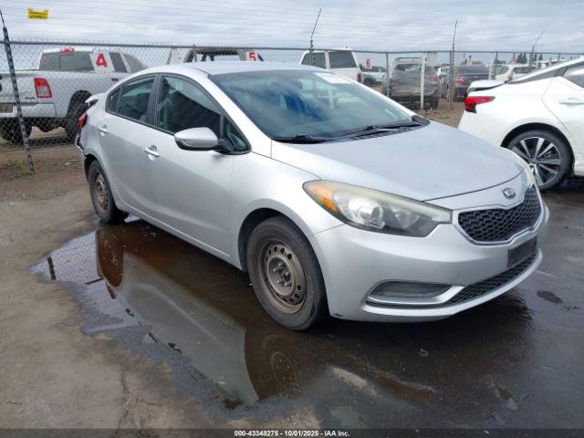  Salvage Kia Forte