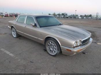  Salvage Jaguar XJ