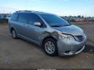 Toyota Sienna Xle V6 8 Passenger Image 1