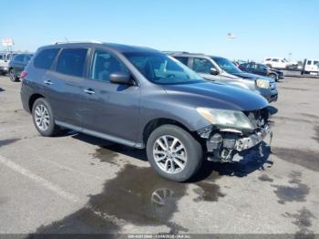  Salvage Nissan Pathfinder