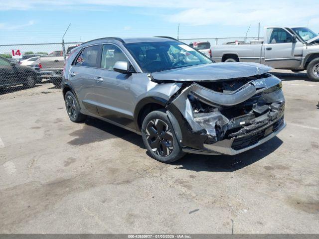  Salvage Kia Niro