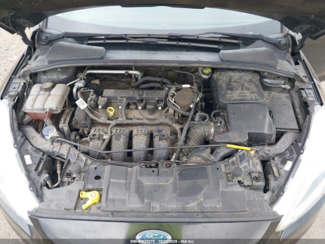 Ford Focus Se Image 8
