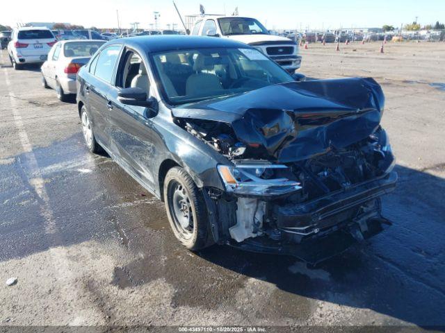  Salvage Volkswagen Jetta