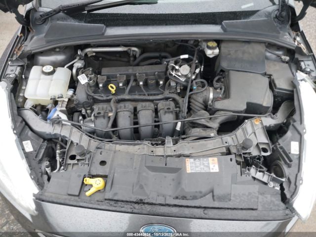 Ford Focus S Image 8