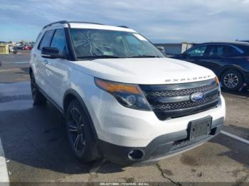  Salvage Ford Explorer