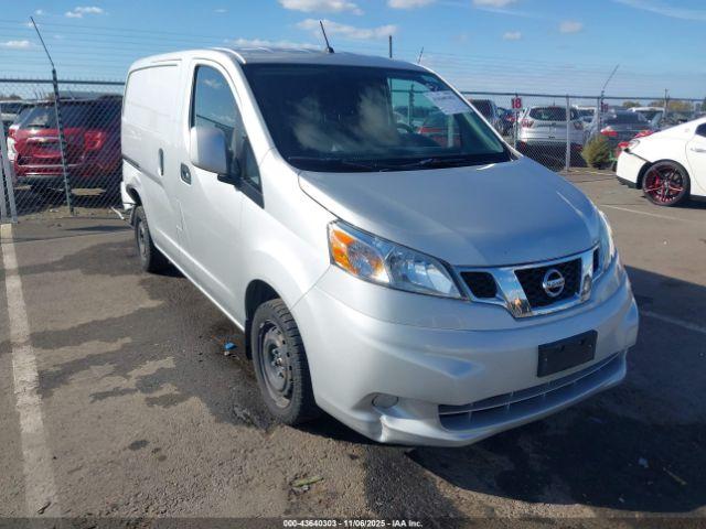  Salvage Nissan Nv