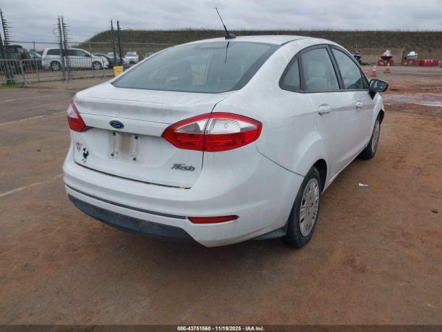 Ford Fiesta S Image 2