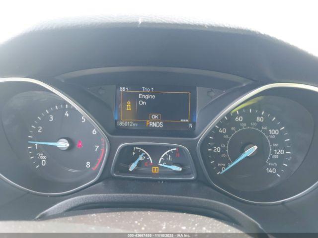 Ford Focus Titanium Image 11