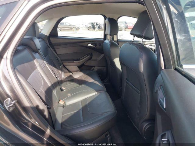 Ford Focus Titanium Image 4