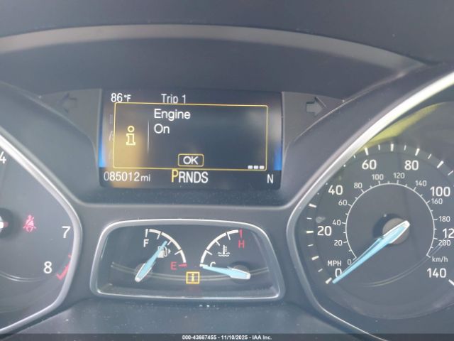 Ford Focus Titanium Image 2