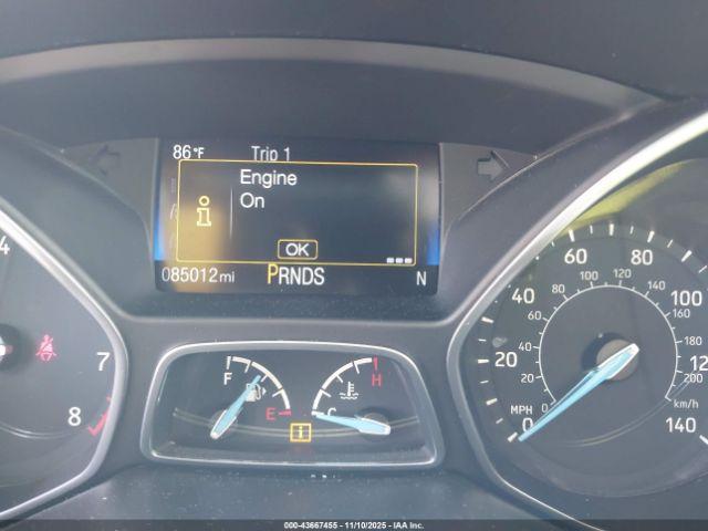 Ford Focus Titanium Image 2