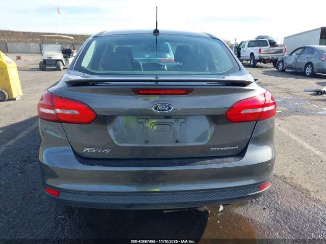 Ford Focus Titanium Image 15