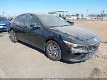  Salvage Hyundai ELANTRA