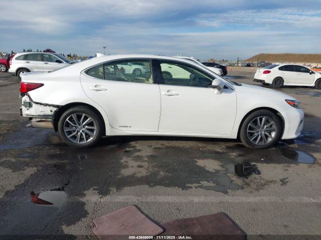 Lexus Es Image 12
