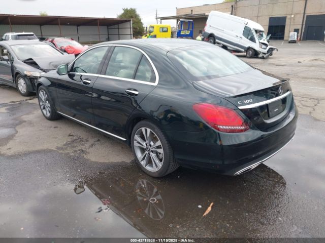 Mercedes-Benz C-Class Image 5