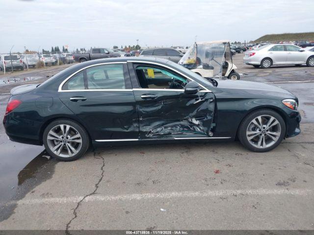 Mercedes-Benz C-Class Image 11