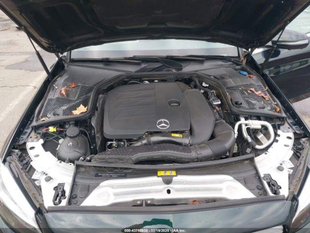 Mercedes-Benz C-Class Image 15