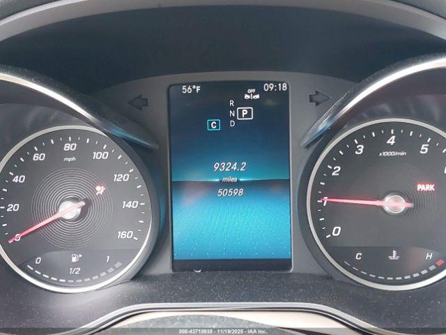 Mercedes-Benz C-Class Image 12