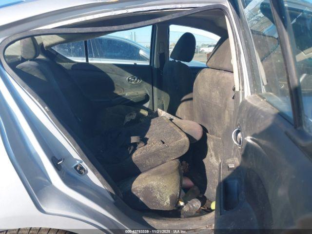 Nissan Versa 1.6 Sl Image 9