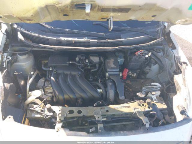 Nissan Versa 1.6 Sl Image 10