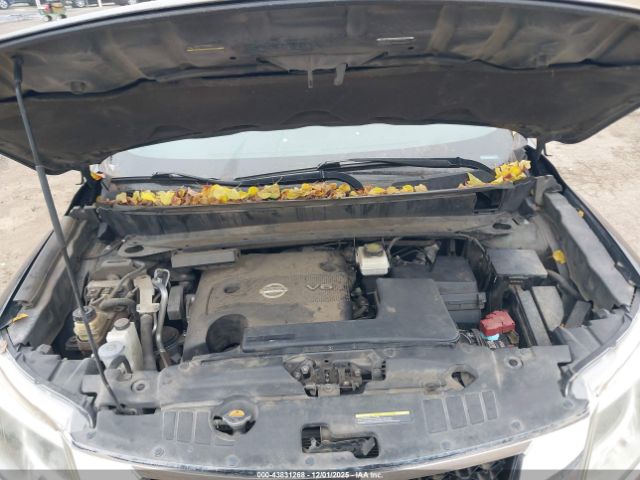 Nissan Pathfinder Image 8