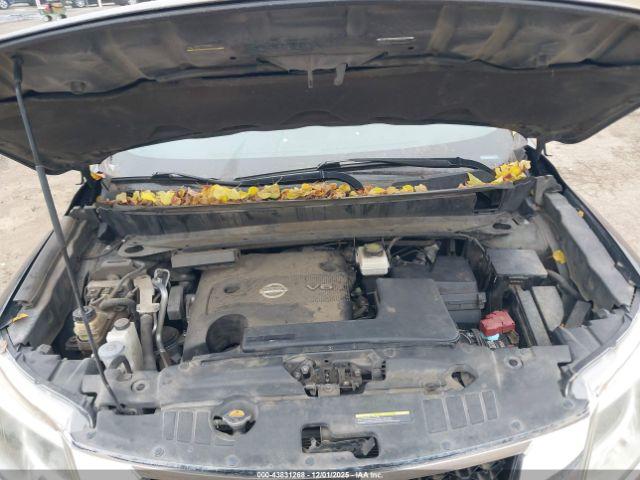 Nissan Pathfinder Image 8