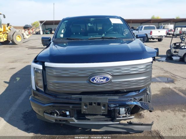 Ford F-150 Lariat Image 9
