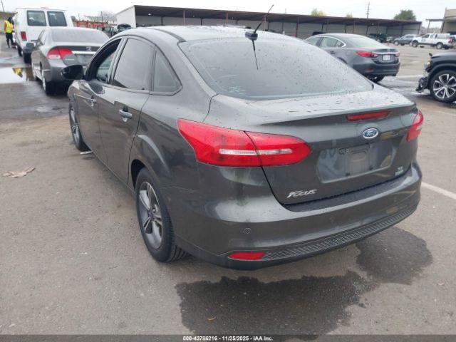 Ford Focus Se Image 9