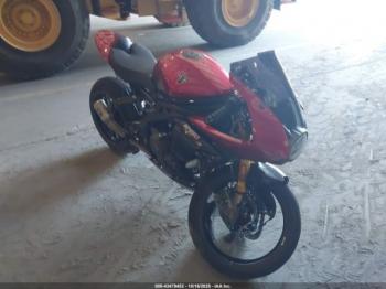  Salvage Triumph Motorcycle Speed Triple