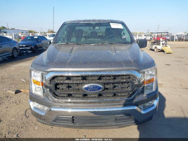 Ford F-150 Xlt Image 4