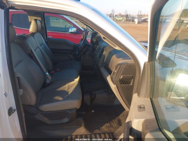 Ford F-150 Xl Image 4