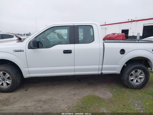 Ford F-150 Xl Image 14
