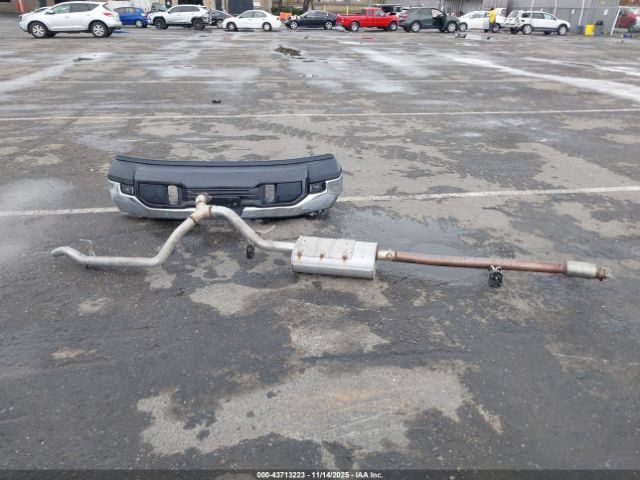 GMC Sierra 1500 4wd  Short Box Slt Image 11