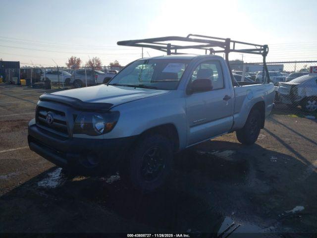 Toyota Tacoma Image 3