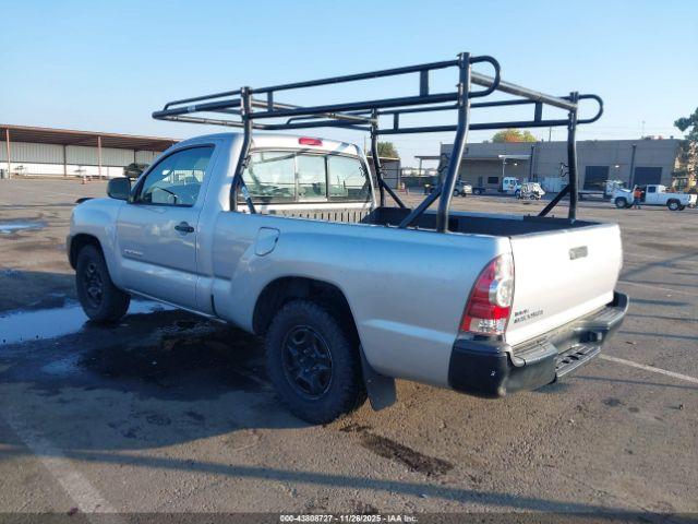 Toyota Tacoma Image 5