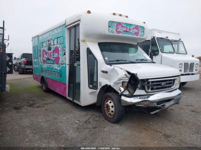  Salvage Ford Bus E-450 Cutaway