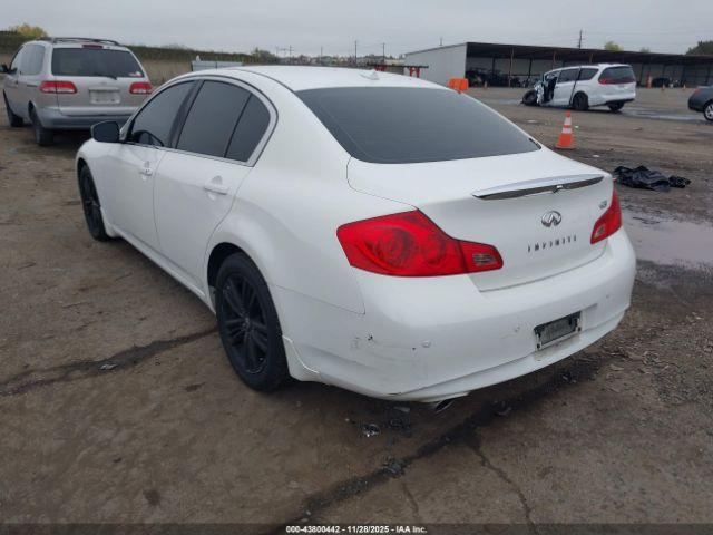 INFINITI G37 Journey Image 2