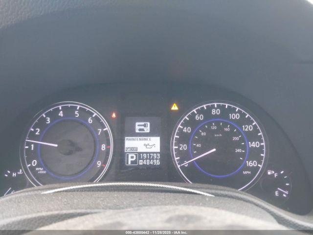 INFINITI G37 Journey Image 5