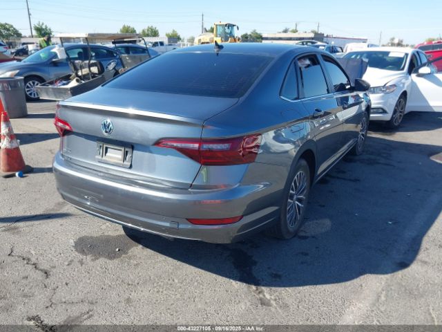 Volkswagen Jetta Image 5