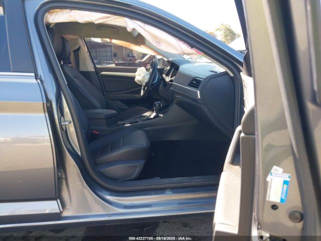 Volkswagen Jetta Image 7