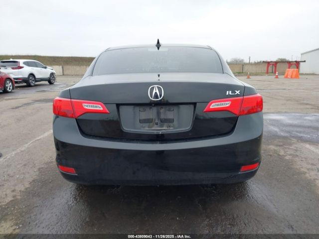 Acura ILX 2.0l Image 9