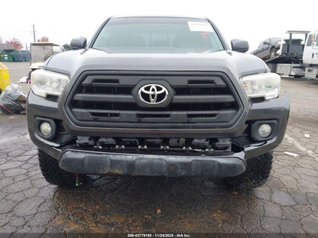Toyota Tacoma Sr V6 Image 11