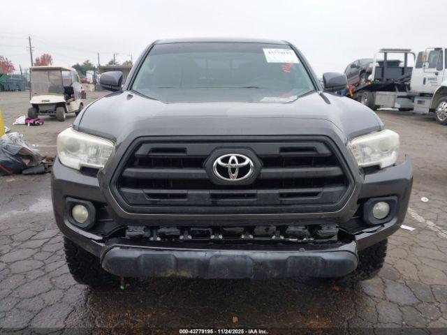 Toyota Tacoma Sr V6 Image 5