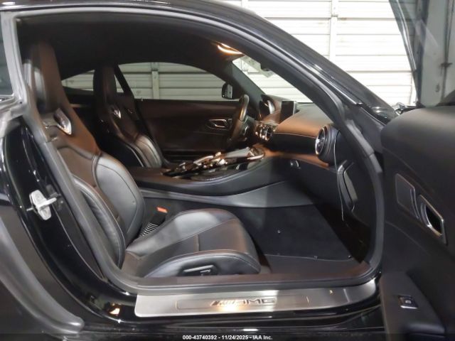 Mercedes-Benz G-Class Image 12