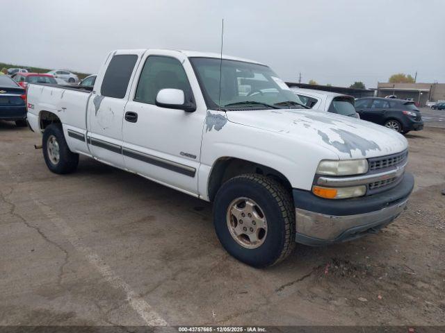  Salvage Chevrolet Silverado 1500