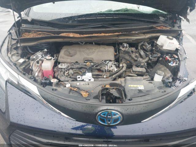 Toyota Sienna Le Image 6