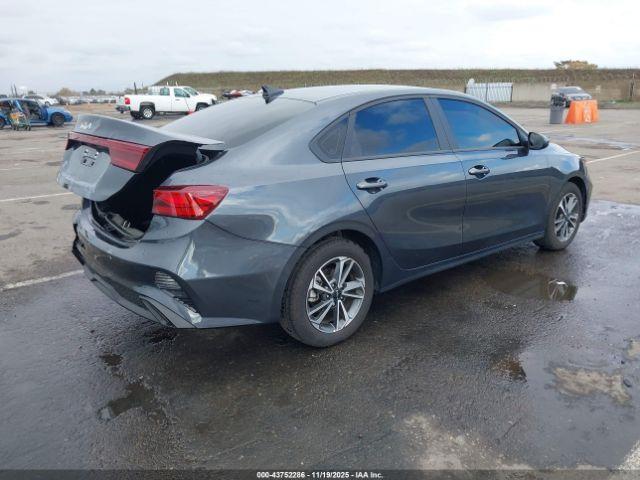 Kia Forte Lxs Image 11