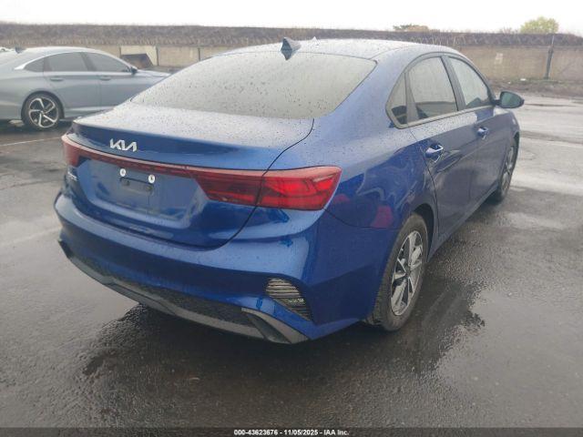 Kia Forte Lxs Image 7