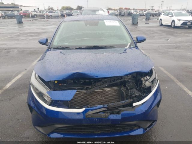 Kia Forte Lxs Image 5